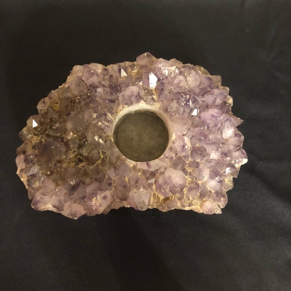 Beautiful Amethyst Crystal T candle holder - Picture 3 of 6